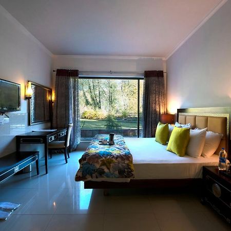Mastiff Grand Manali Resort Zewnętrze zdjęcie