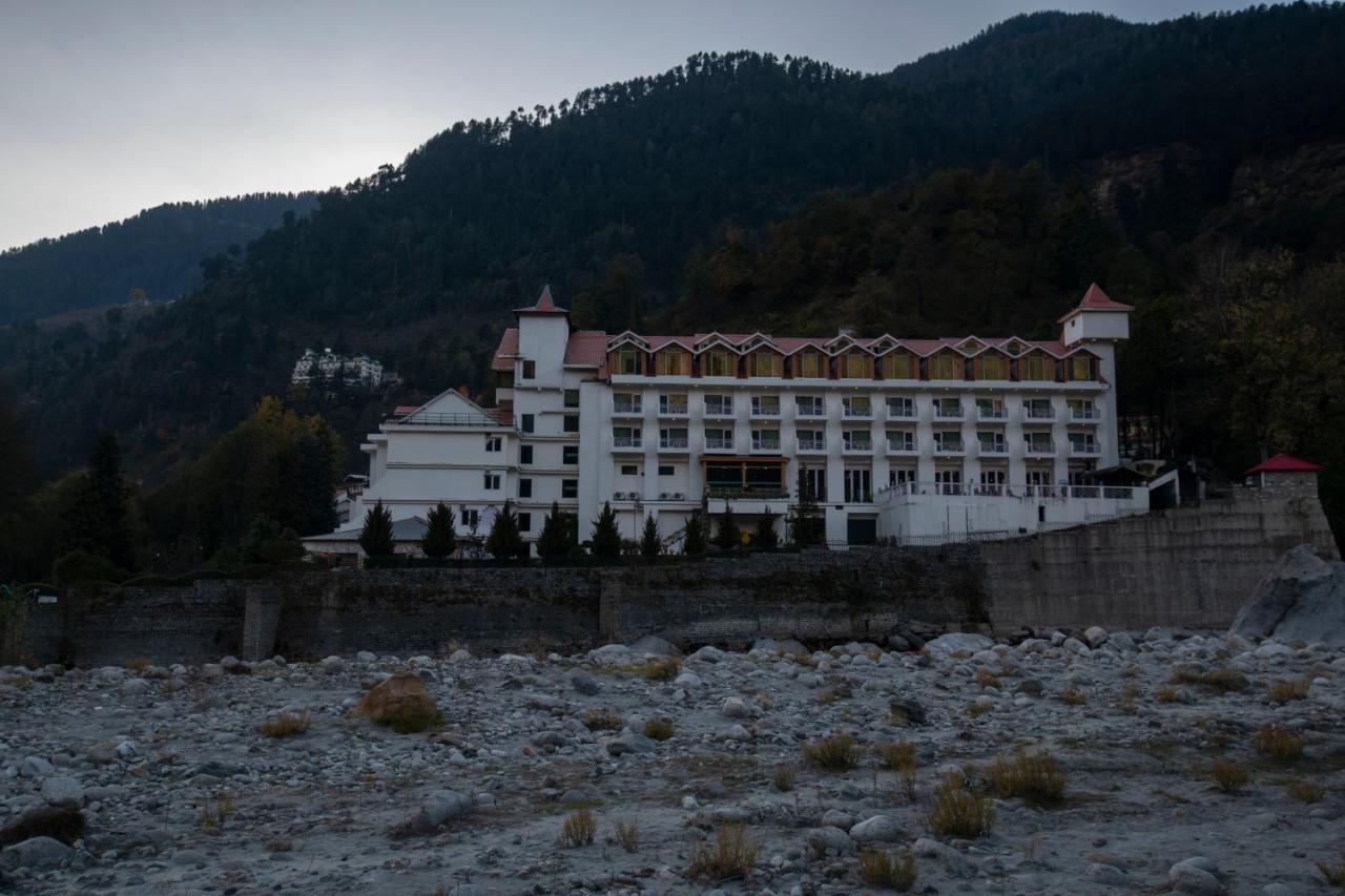 Mastiff Grand Manali Resort Zewnętrze zdjęcie