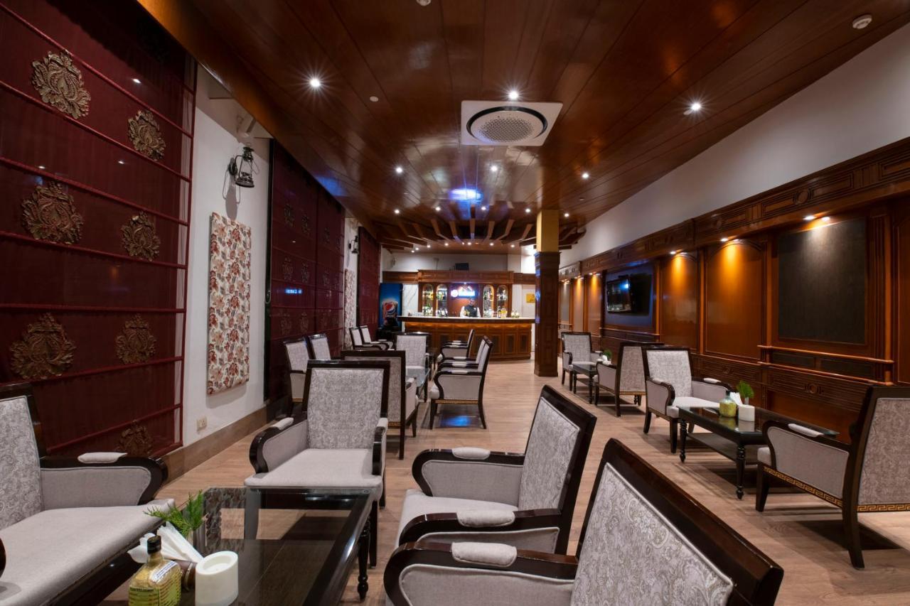Mastiff Grand Manali Resort Zewnętrze zdjęcie