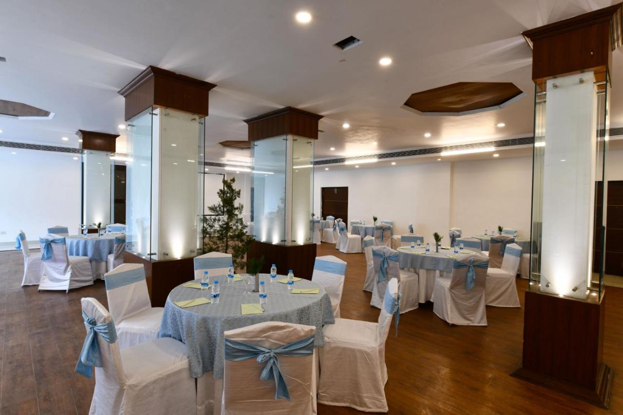 Mastiff Grand Manali Resort Zewnętrze zdjęcie