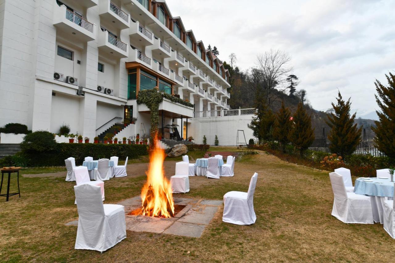 Mastiff Grand Manali Resort Zewnętrze zdjęcie
