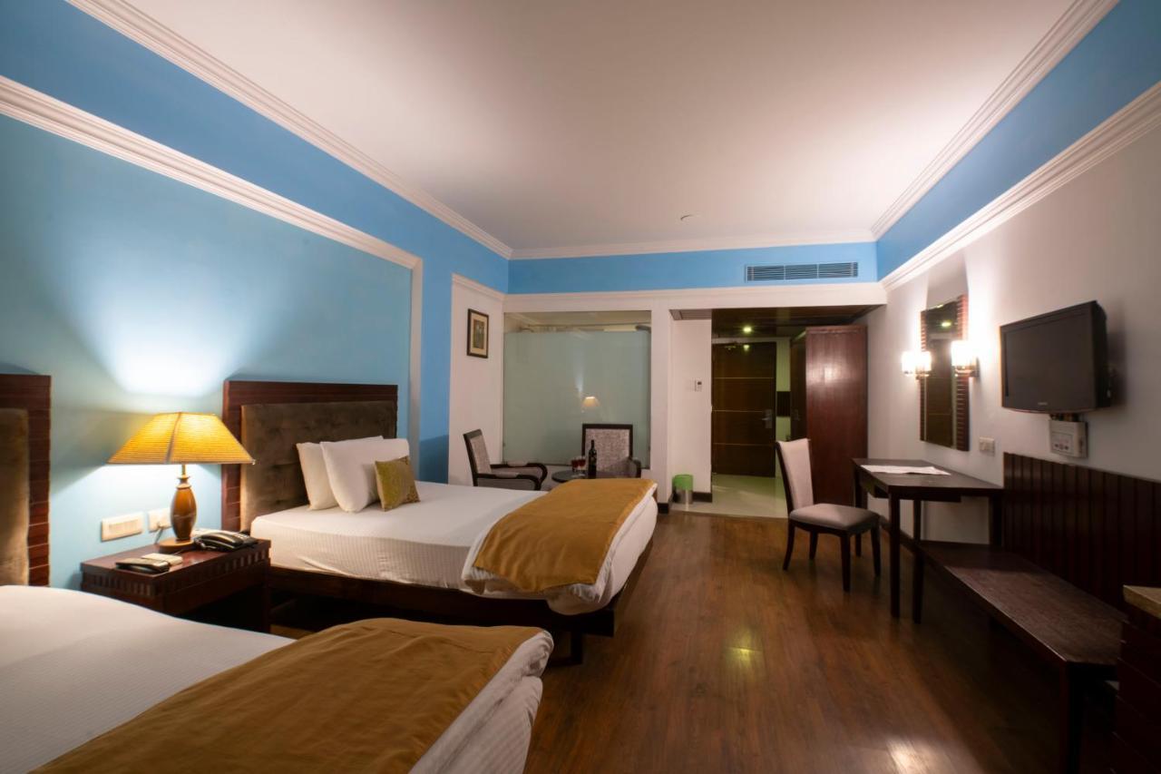 Mastiff Grand Manali Resort Zewnętrze zdjęcie